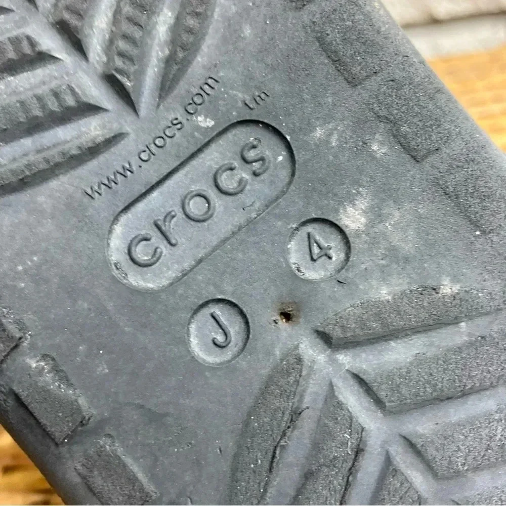 Kids Platform Crocs - Picture 7 of 8